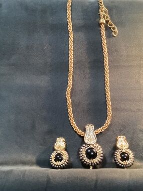 Premier Design Vintage Necklace and Clip Earrings Set
